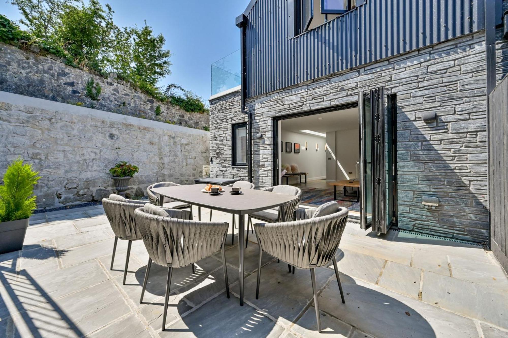 1 The Nest - Luxury Modern House Nr Beach & Bars With Sea Views & Free Parking Villa Charlestown  Luaran gambar